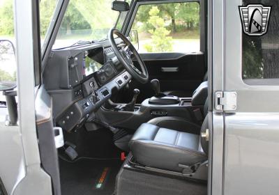 1990 Land Rover Defender