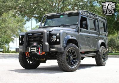 1990 Land Rover Defender