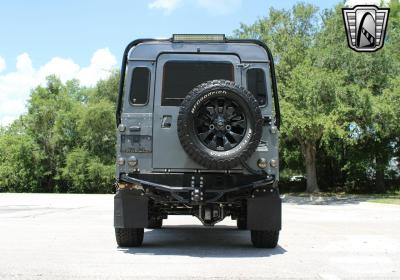 1990 Land Rover Defender