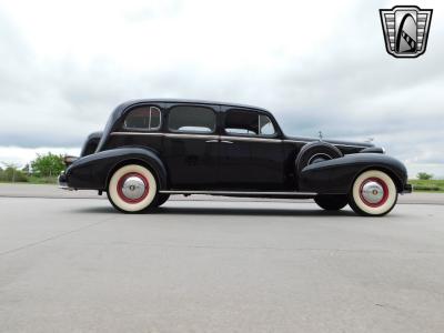 1937 Cadillac Fleetwood