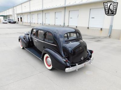 1937 Cadillac Fleetwood