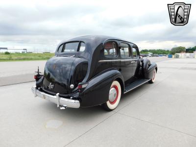 1937 Cadillac Fleetwood