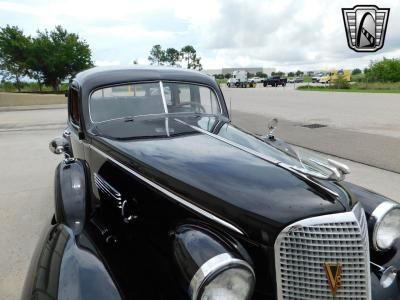 1937 Cadillac Fleetwood