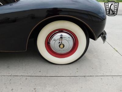 1937 Cadillac Fleetwood