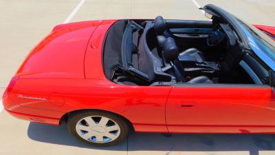 2003 Ford Thunderbird