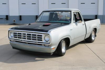 1976 Dodge D100