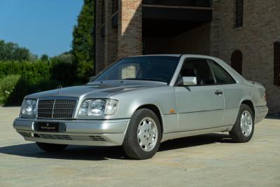 1995 Mercedes - Benz E 200 COUPE