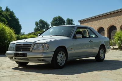 1995 Mercedes - Benz E 200 COUPE