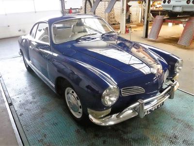 1970 Volkswagen Karmann Ghia blue