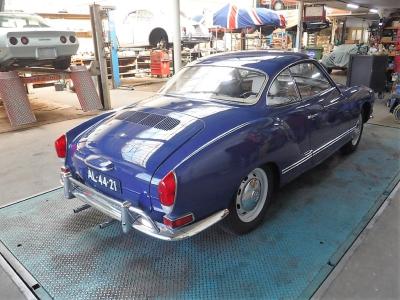 1970 Volkswagen Karmann Ghia blue