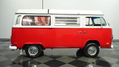 1972 Volkswagen Type 2 Westfalia Camper Van