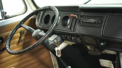 1972 Volkswagen Type 2 Westfalia Camper Van