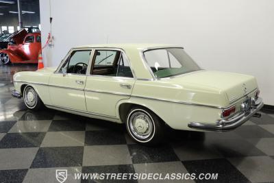 1967 Mercedes - Benz 250SE