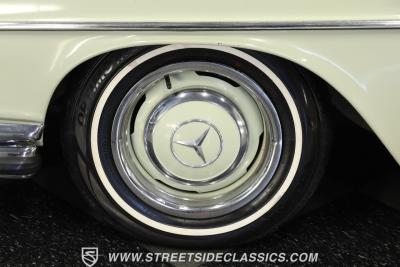 1967 Mercedes - Benz 250SE