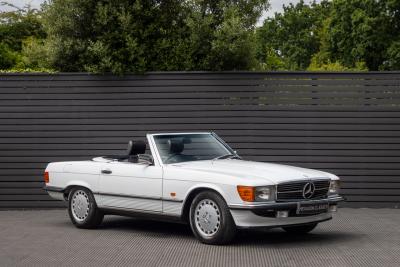 1989 Mercedes - Benz 300 SL (R107)