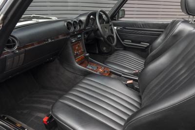 1989 Mercedes - Benz 300 SL (R107)