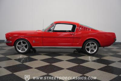 1965 Ford Mustang Fastback Restomod