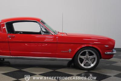 1965 Ford Mustang Fastback Restomod