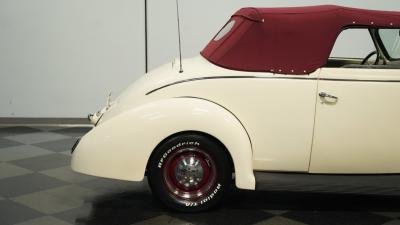 1938 Ford Cabriolet