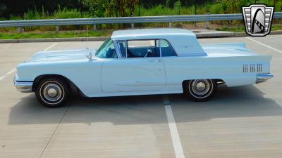 1960 Ford Thunderbird