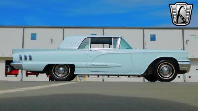 1960 Ford Thunderbird