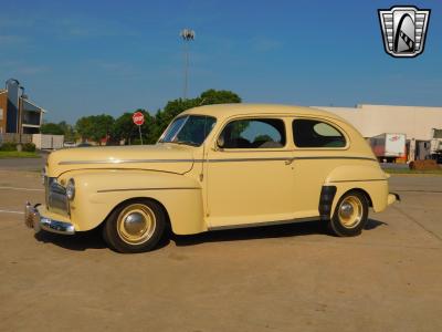 1942 Ford Super Deluxe