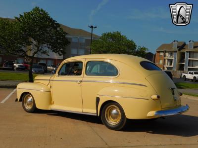 1942 Ford Super Deluxe