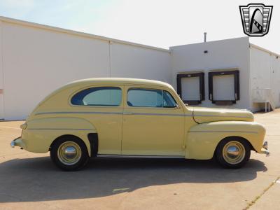 1942 Ford Super Deluxe