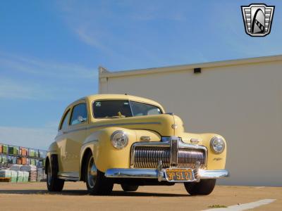 1942 Ford Super Deluxe