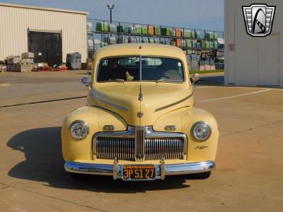 1942 Ford Super Deluxe