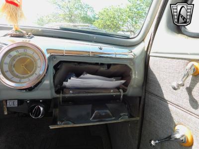 1942 Ford Super Deluxe