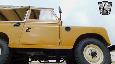 1979 Land Rover Santana