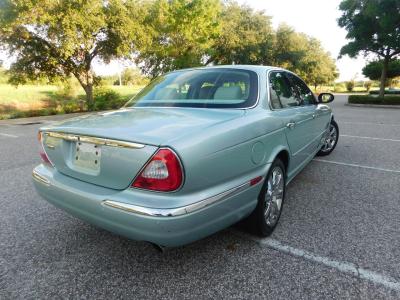 2004 Jaguar XJ8