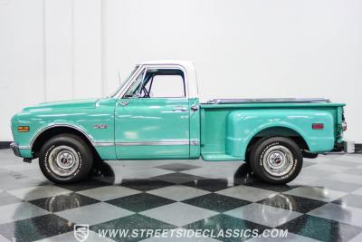 1968 GMC C10 Stepside