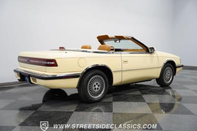 1991 Chrysler TC by Maserati