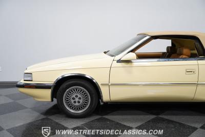 1991 Chrysler TC by Maserati