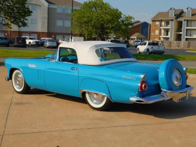 1956 Ford Thunderbird