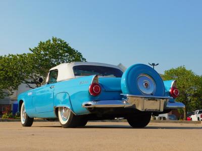 1956 Ford Thunderbird