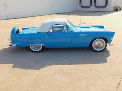 1956 Ford Thunderbird