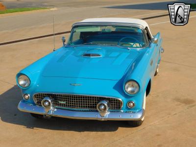 1956 Ford Thunderbird