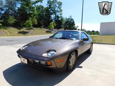 1984 Porsche 928