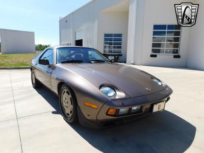 1984 Porsche 928