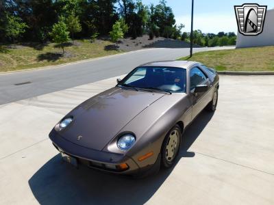 1984 Porsche 928