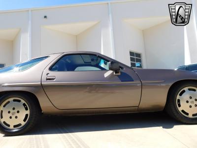 1984 Porsche 928