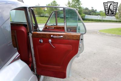 1965 Rolls - Royce Silver Cloud