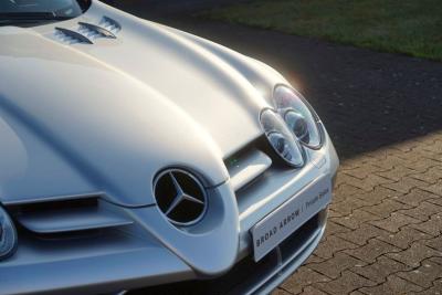 2005 Mercedes - Benz SLR McLaren