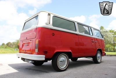 1977 Volkswagen Bus