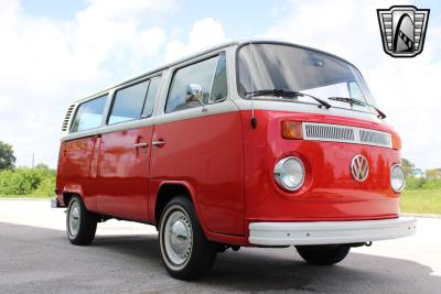 1977 Volkswagen Bus