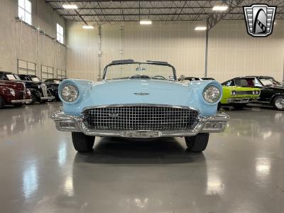 1957 Ford Thunderbird