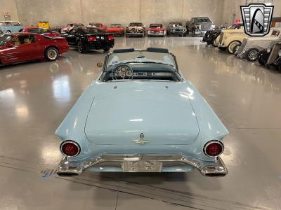 1957 Ford Thunderbird